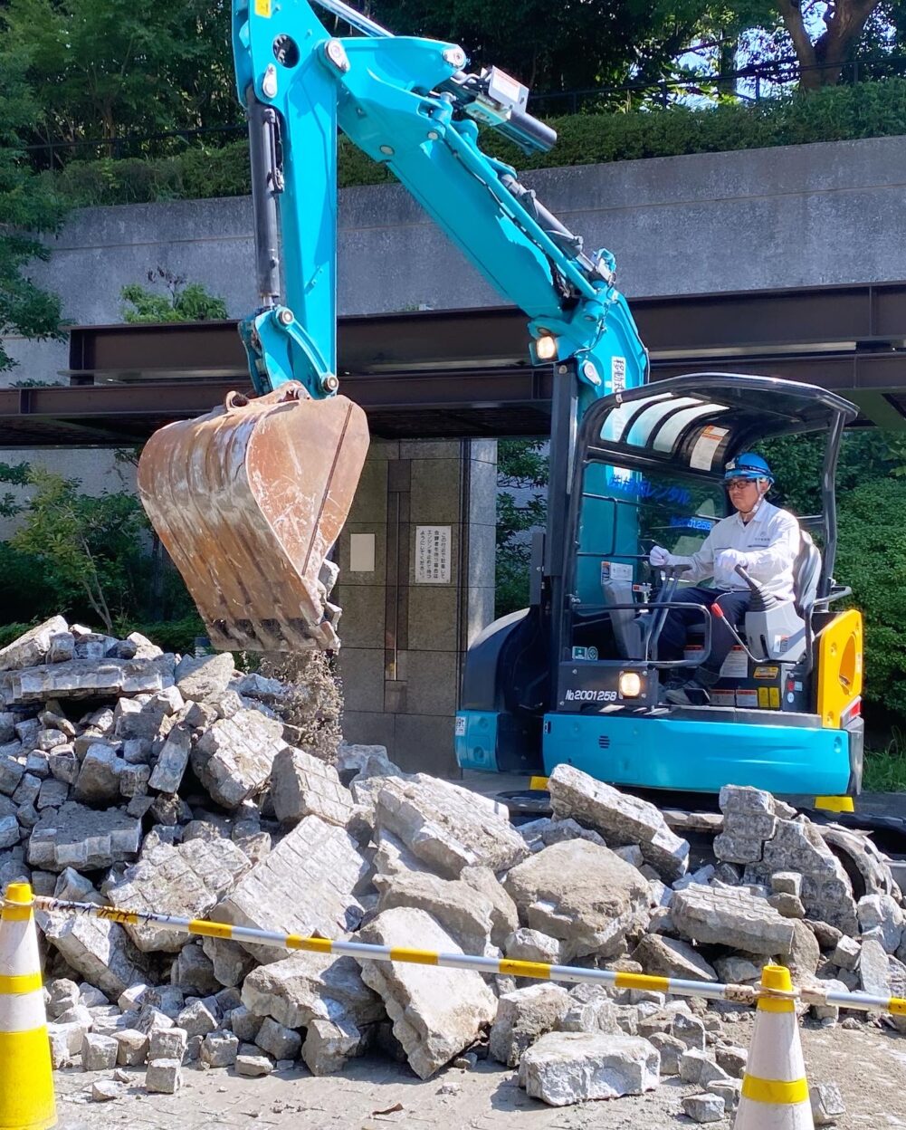 南部斎場構内車路整備工事